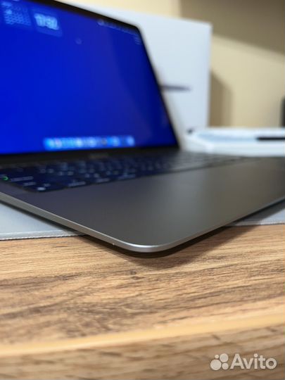 Macbook air 13 m1 8 256 Space Gray