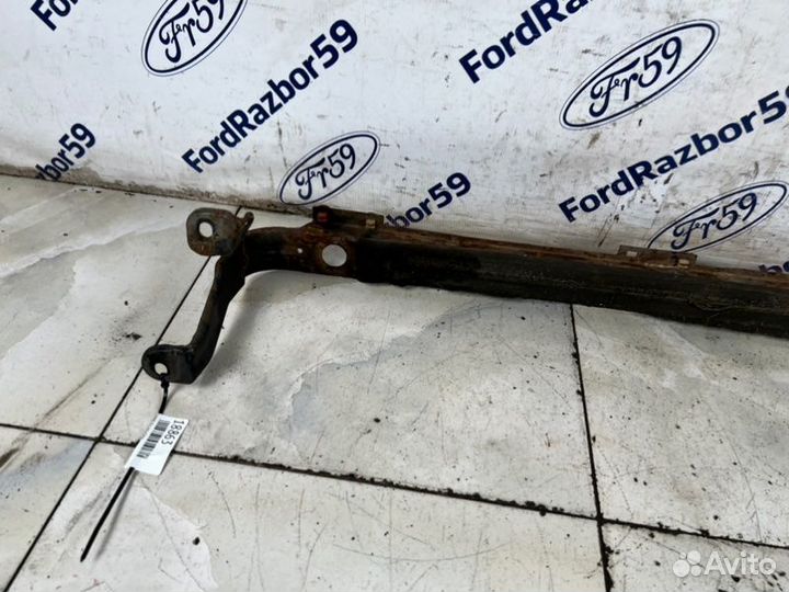 Планка под радиаторы Ford Focus 2 CB4 2006