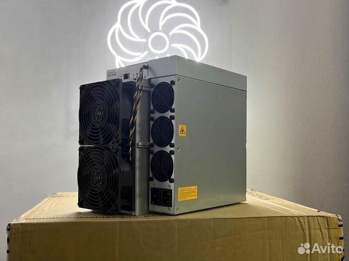 Асик AntMiner L7 9300M