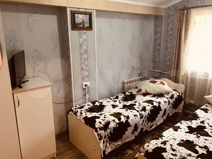 Комната 12 м² в 5-к., 2/2 эт.