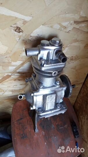 Компрессор газ 66