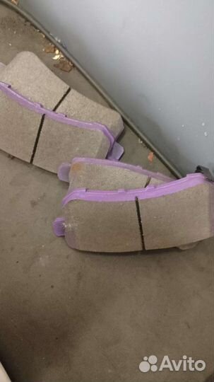 Тормозные колодки задние