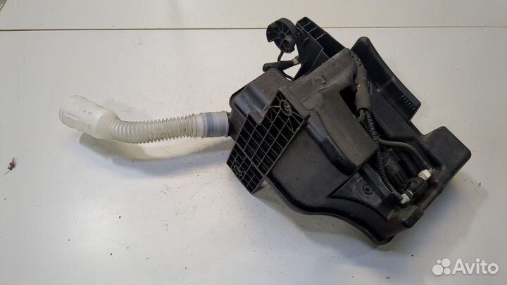 Бачок омывателя Volkswagen Polo, 2010