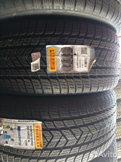 Pirelli Scorpion Winter 285/40 R22 110V