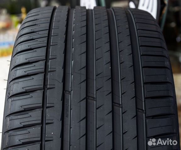 Michelin Pilot Sport 4 SUV 235/45 R20 100V