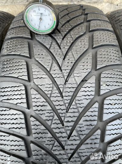 Goodyear UltraGrip Ice 2 215/55 R17