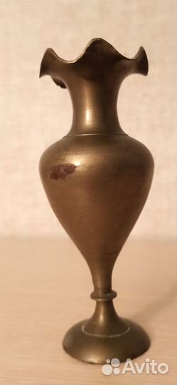 Ваза бронза. Шри-Ланка