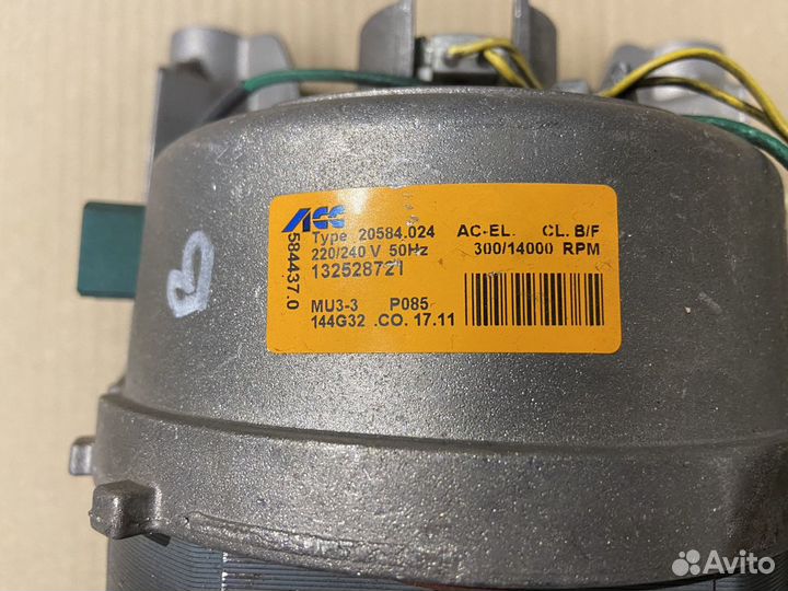 Двигатель от стиральной машины Zanussi