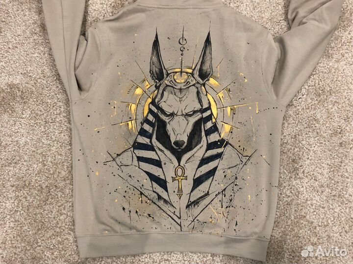 Ручная роспись одежды и аксесуаров