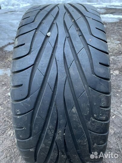 Maxxis MA-Z1 Victra 5/45 R17 97W