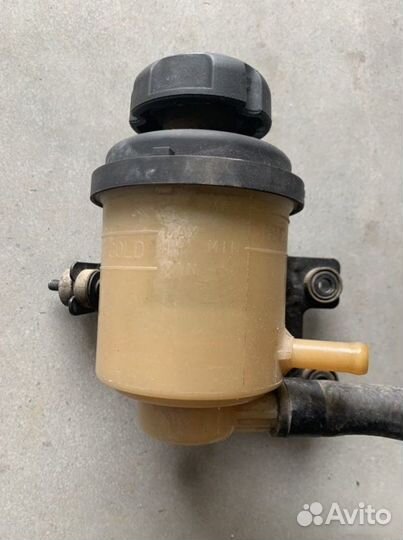 Бачок гидроусилителя руля Hyundai Solaris 1.6 G4FC