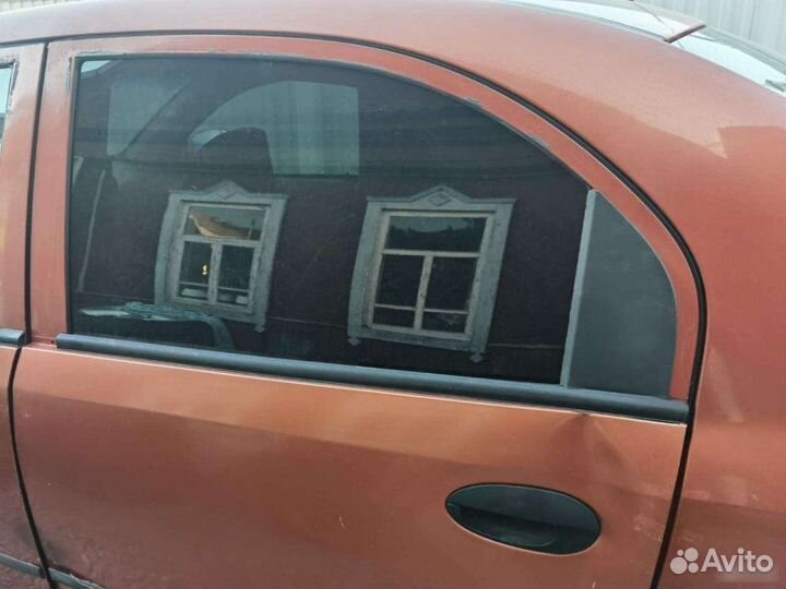 Боковое стекло Chery Qq6 S21 1.1 2008