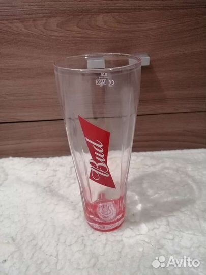 Пивные стаканы и кружки