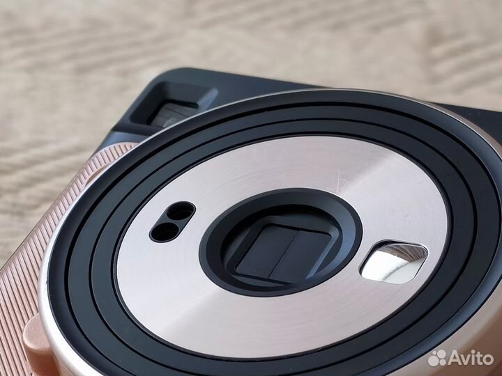 Fujifilm Instax square sq6