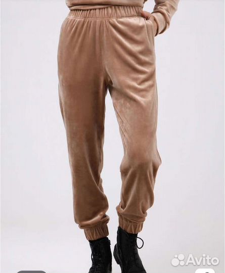 Костюм спортивный