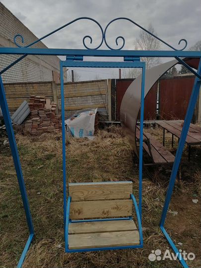 Детские качели уличные