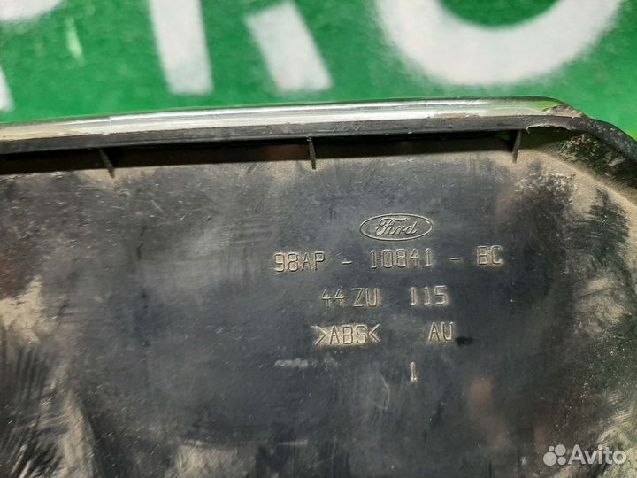 В наличии: приборная панель Ford Focus 1