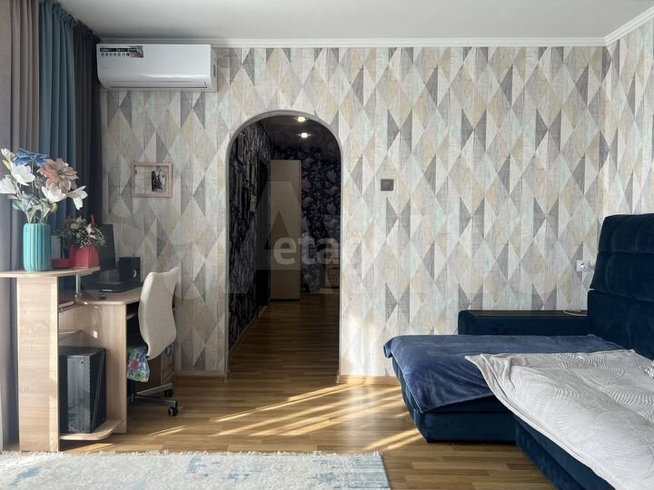 2-к. квартира, 58 м², 9/10 эт.