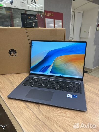 Huawei matebook d16