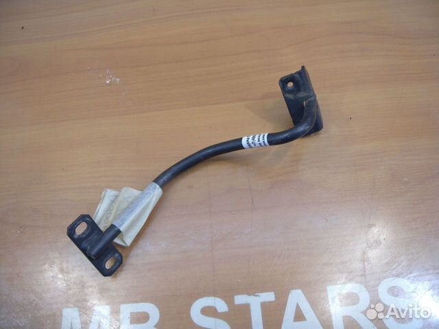 Стойка рамки радиатора Mercedes Х253 Мерседес х 25