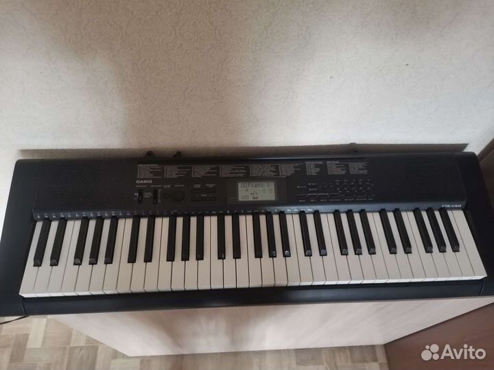 Синтезатор Casio