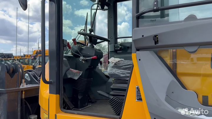 Фронтальный погрузчик Granit ZL920, 2023