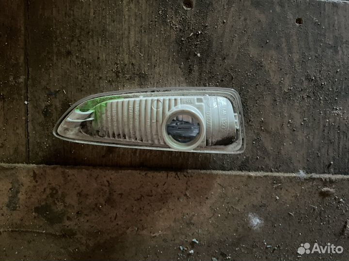 Повторитель поворота левый Opel Astra J