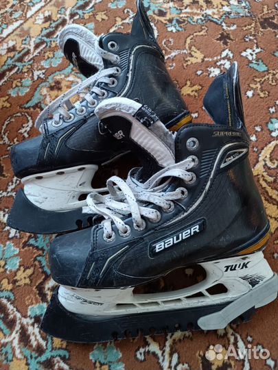 Хоккейные коньки bauer