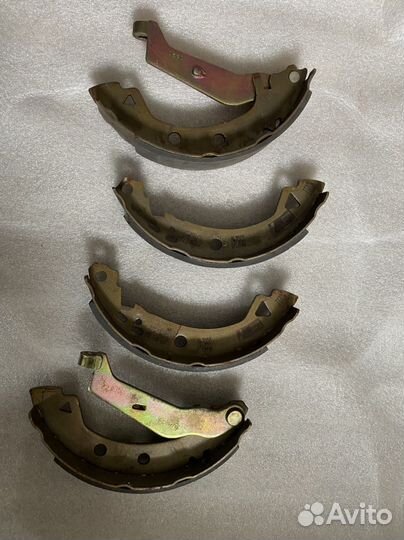 Renault Express Колодки барабанные