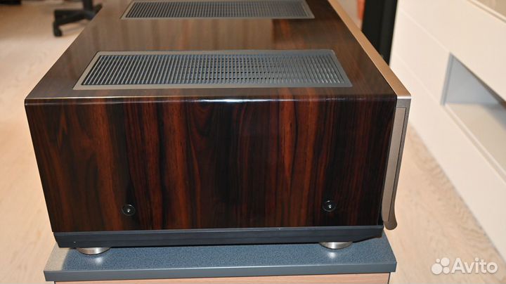 Усилитель мощности luxman М-7