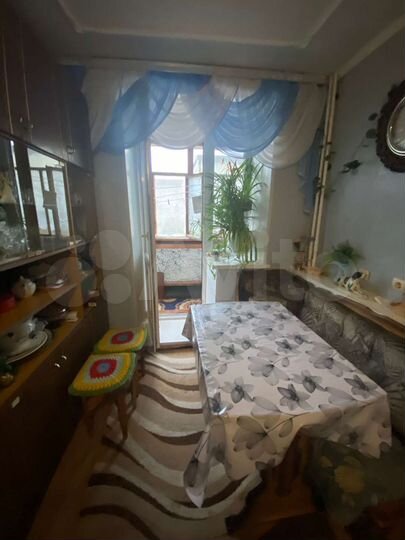 3-к. квартира, 90 м², 1/5 эт.