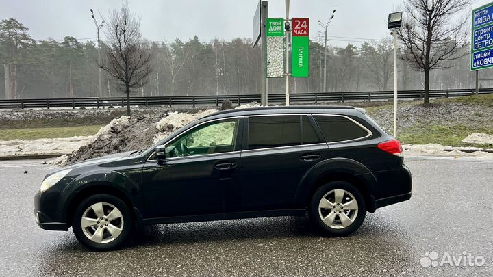 Subaru Outback 2.5 CVT, 2011, 268 247 км