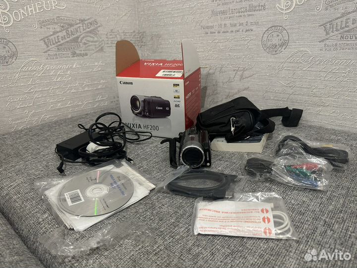Видеокамера canon