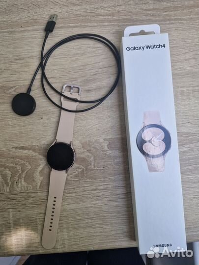Часы samsung galaxy watch 4