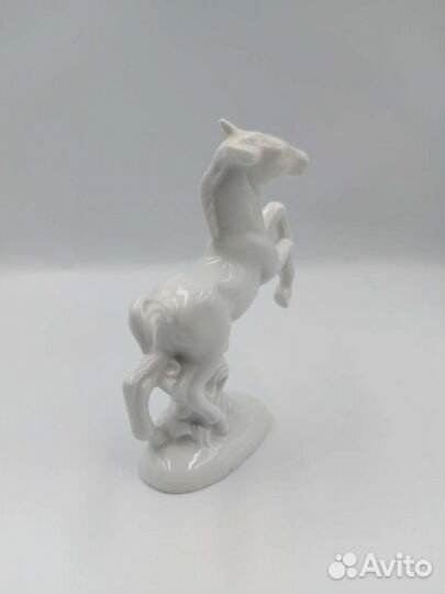 Винтажная статуэтка 