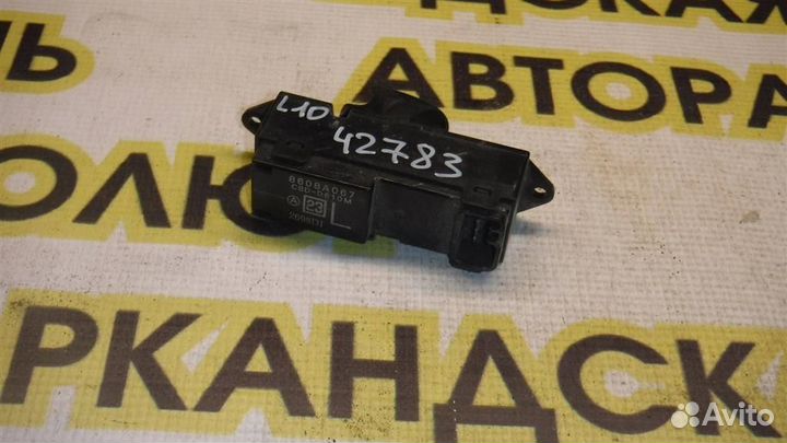 Кнопка стеклоподъемника Mitsubishi Lancer 10 (CY)