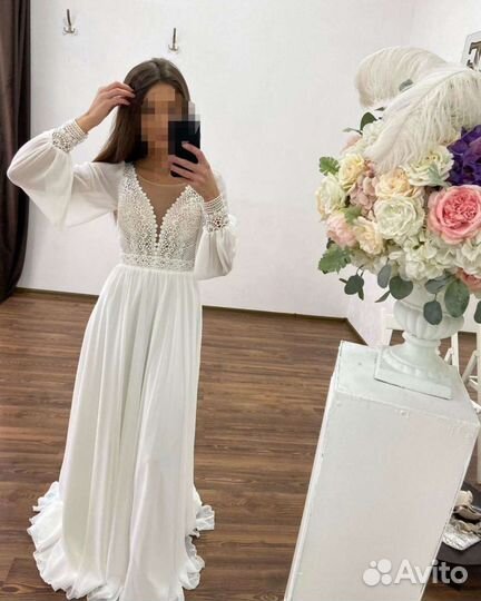 Свадебное платье