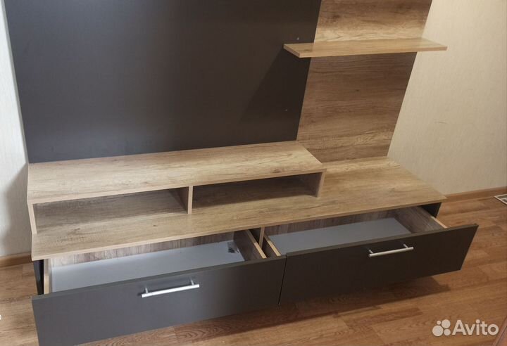 Тумба под телевизор