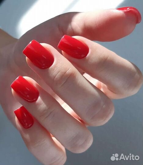 Мастер маникюра и педикюра