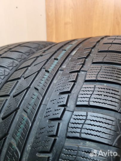 Momo North Pole W2 225/45 R18