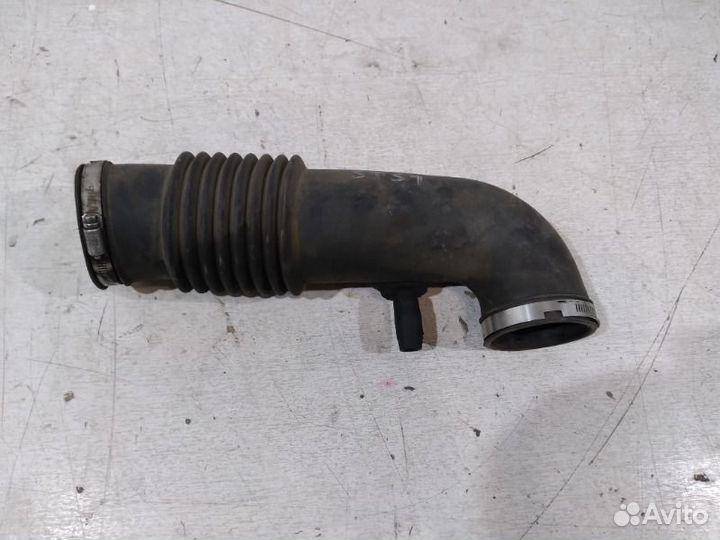 Патрубок воздушного фильтра Cadillac Srx 1