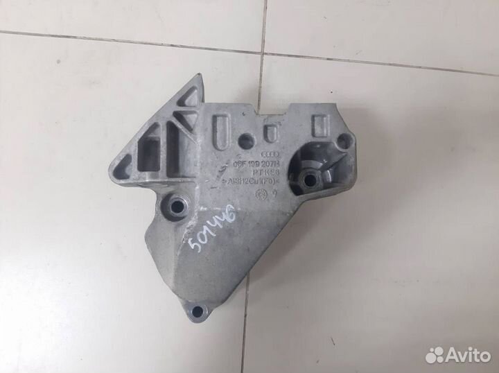 Кронштейн двигателя правый Seat Leon 1P1 2005-2013