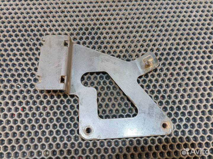 Кронштейн маслозаливной горловины Renault Premium