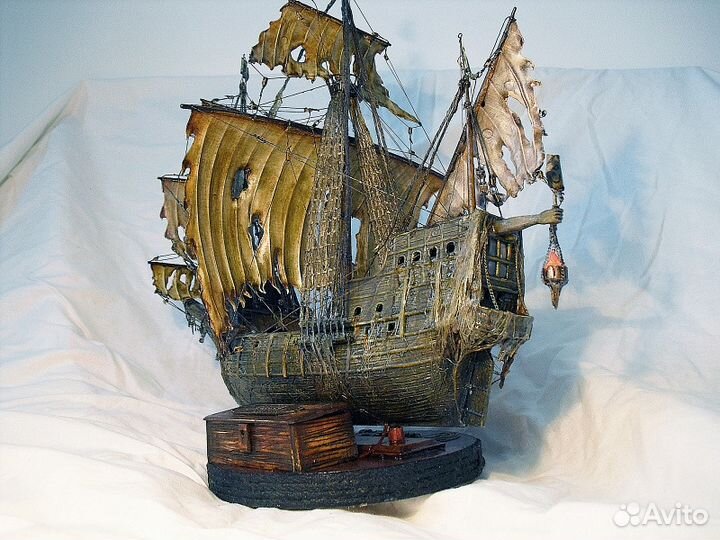 Модель корабль 