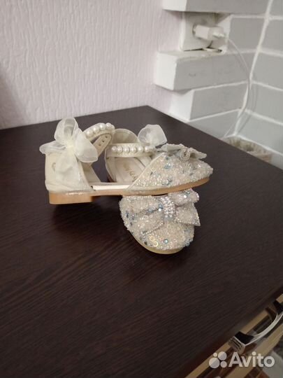 Босоножки для девочки 27 размер