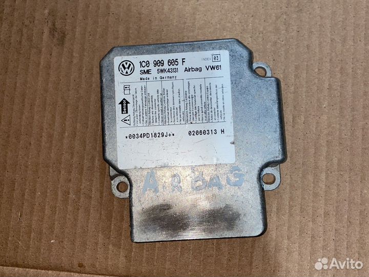 Блок управления AirBag Volkswagen