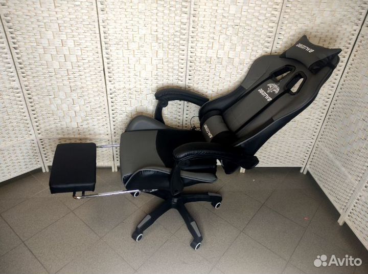 Геймерское игровое кресло