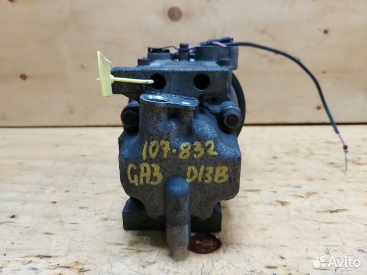 Компрессор кондиционера Honda Logo GA3 D13B 1997