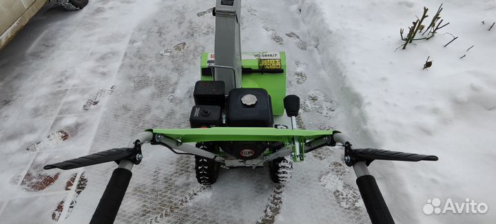 Снегоуборщик бензиновый б/у