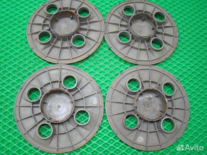 Колпак штампованного диска Mazda 323 BF Мазда 323